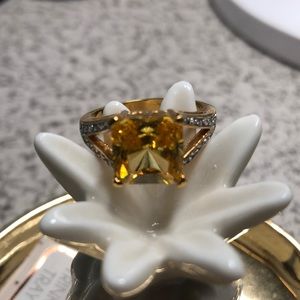 Statement Ring